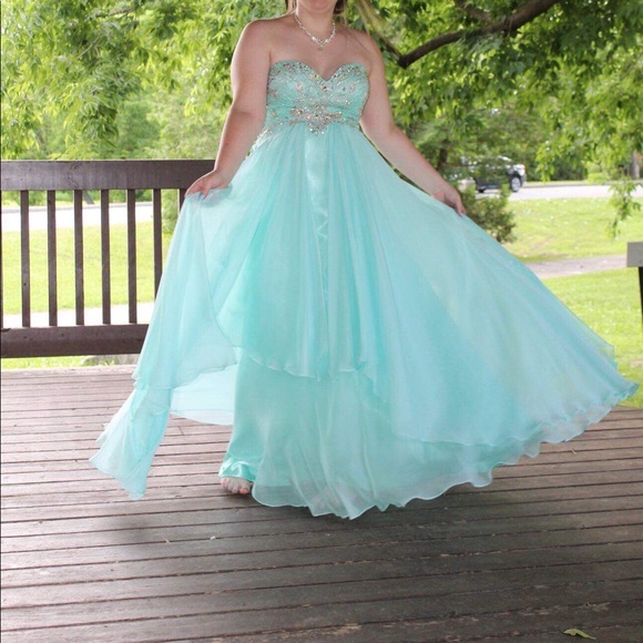 Fancy dress - Picture 1 of 1